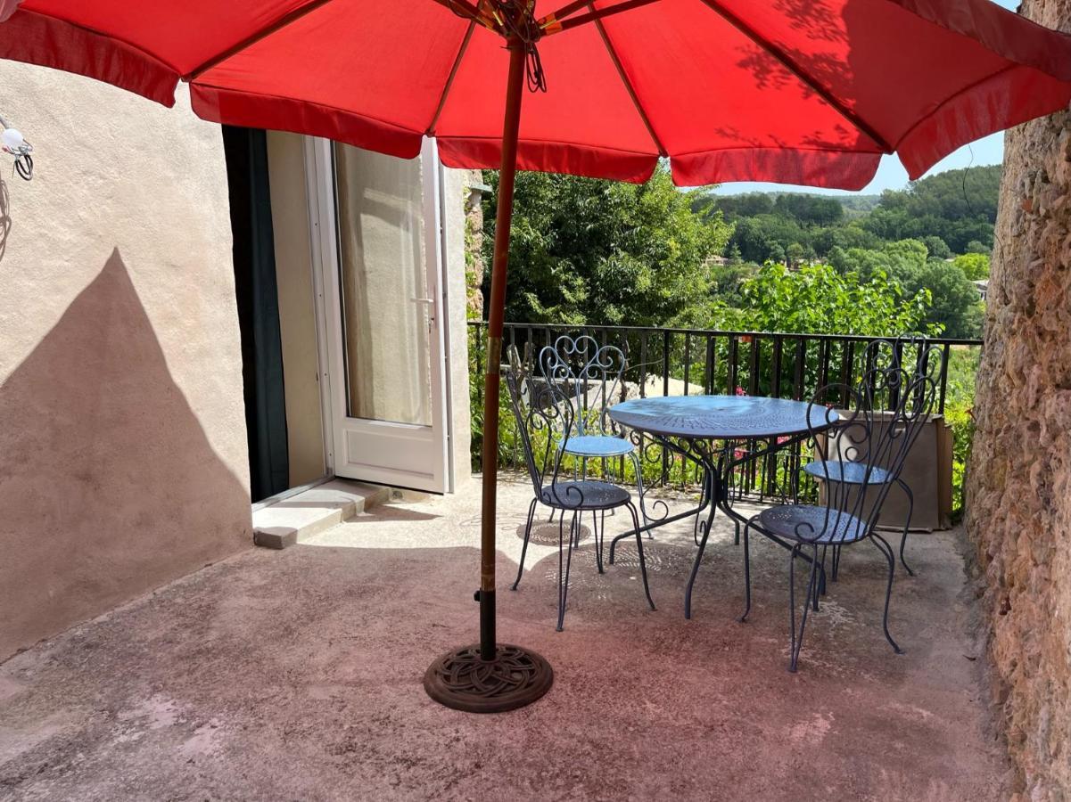 La Parenthese Du Var - Gite Avec Grande Terrasse Vue Sur Piscine Saint-Antonin-du-Var 외부 사진