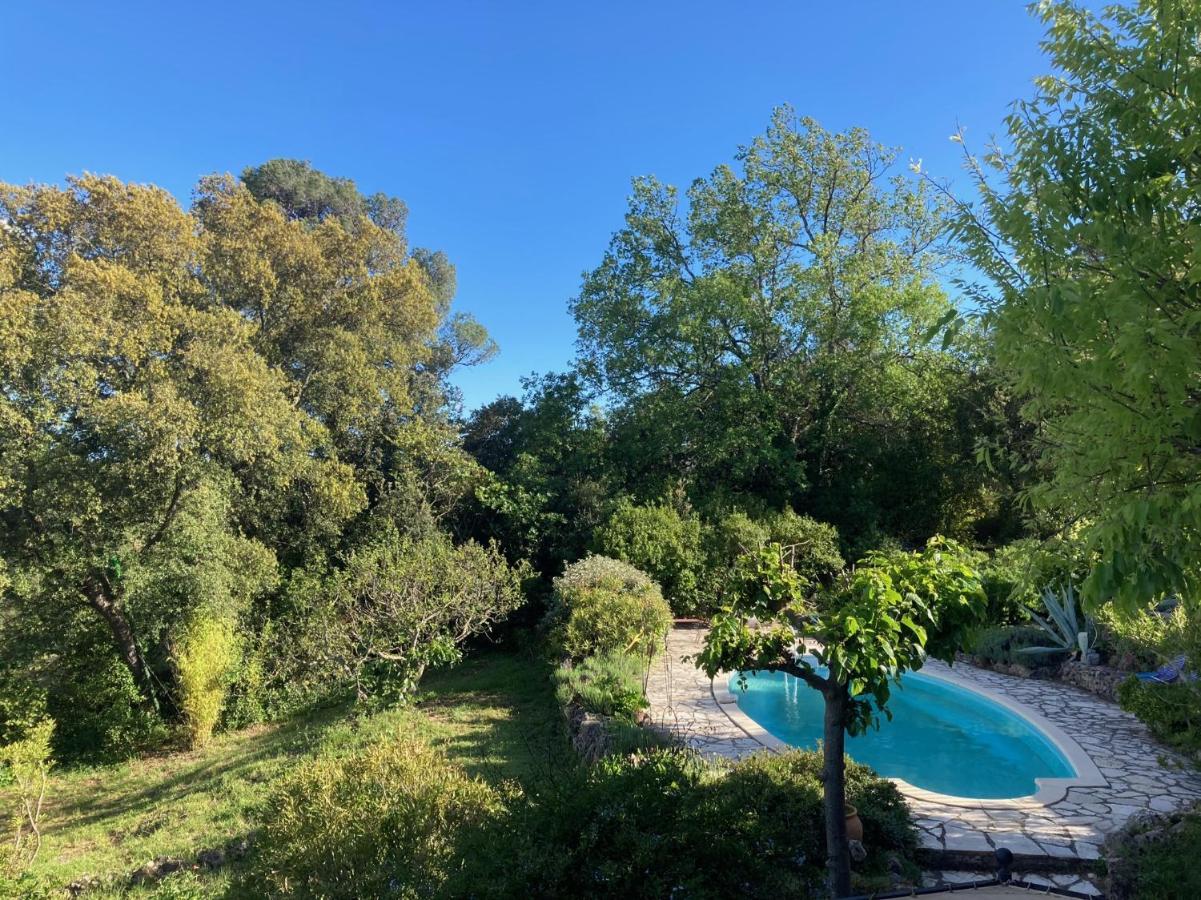 La Parenthese Du Var - Gite Avec Grande Terrasse Vue Sur Piscine Saint-Antonin-du-Var 외부 사진